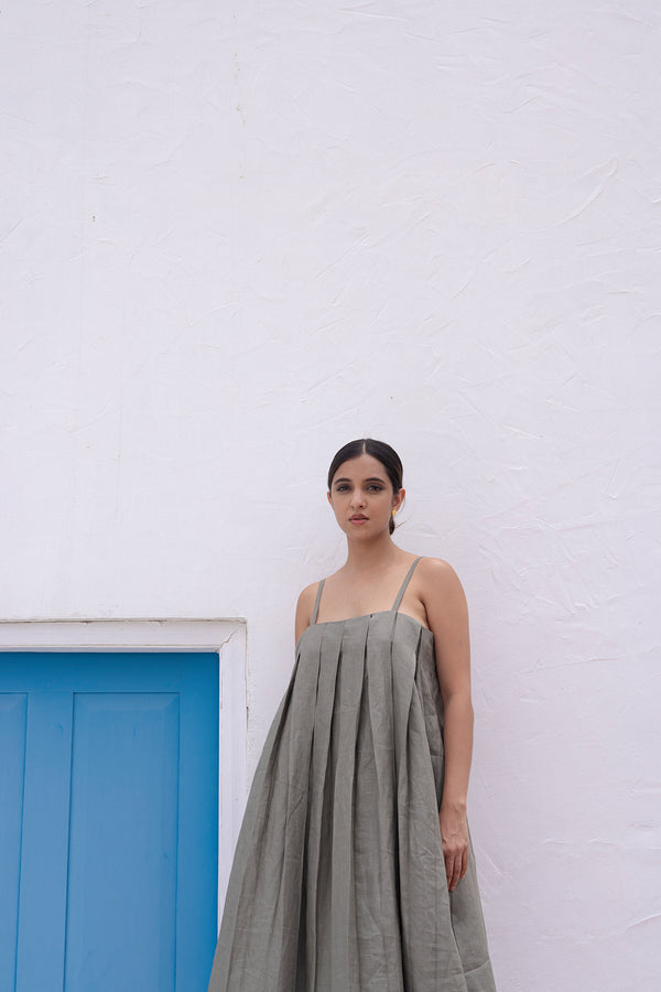 Linen Thoughts into Things Midi Dress