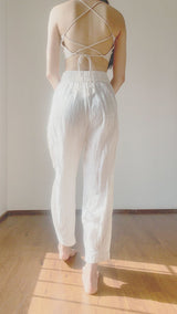 TIMELESS COMFORT PANTS WITH PLEATED DETAILS IN THE BACK BOTTOM - PALE WHITE